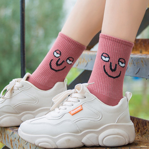 Calcetines largos de algodón de alta calidad Youki para mujer, cómodos y divertidos con estampado de emoticonos, medias de punto transpirables, tripulación con patrón Floral - Product Image 4