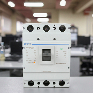 Interruptor de Circuito en Caja Moldeada NM1-63S/3300 40A 250S 400S 630S 800S1250H con Interruptor de Aire 3P4P - Product Image 4