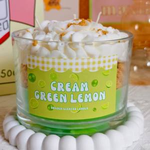 Vela Aromática Artesanal en Forma de Copa de Crema de Frutas, Cera de Soja y Cera de Abeja, Fragancia de Fresa, Arándano y Plátano, Adorno de Regalo, Accesorio de Fotografía - Product Image 5