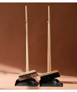 <span class=keywords><strong>Balai</strong></span> vertical en bois de haute qualité et durable avec manche long, brosse en crin de cheval, ensemble balayette et pelle à poignée en bois - Product Image 2