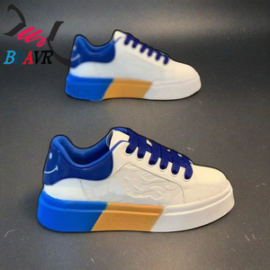 Zapatos Deportivos Casuales Transpirables con Suela Gruesa para Hombre, Estilo Deportivo para Caminar, Correr y Skateboard, Primavera-Otoño 2025 - Product Image 4