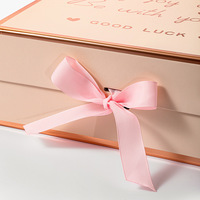 Boîte magnétique recyclable, forme personnalisée, rabat |   Emballage en carton écologique avec laminage mat et dorure à chaud pour vêtements et lingerie