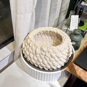 Ultra Soft Knitted Round Cat <b>Bed</b> Custom Color Cozy Warm Pet Sleeping Mat for <b>Small</b> <b>Dogs</b> Wholesale - Product Image 4