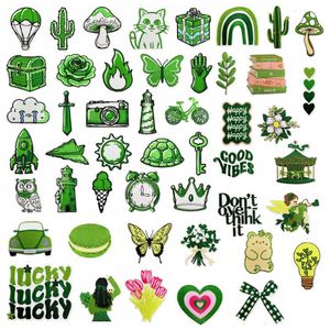 Patchs thermocollants brodés vert frais, motifs dessin animé, fleur, cœur, hibou, tulipe, ange, ours, papillon, champignon, boîte cadeau, crème glacée - Product Image 1