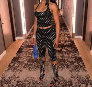 Viviblook J26ST102 Ensemble décontracté pour femme, été, sexy, imprimé à pois, débardeur halter, pantalon court skinny, ensemble deux pièces - Product Image 1