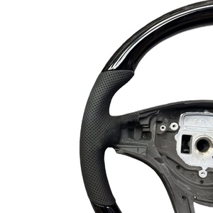 <span class=keywords><strong>Volant</strong></span> en bois de pêche adapté aux Mercedes Benz Classe C, GLC, CLA, <span class=keywords><strong>Vito</strong></span>, V260 avec un aspect haut de gamme personnalisable - Product Image 4