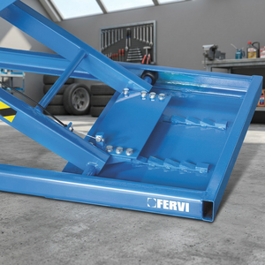 Lève-voiture hydraulique FERVI, capacité 600 kg, plateforme 2000x1220 mm, Sollevatore Idraulico - Product Image 3