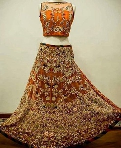 -สไตล์ใหม่-อินเดีย/ปากีสถานที่สวยงาม-Koti-With-Lehenga-ชุดประดับด้วยลูกปัดแก้วคริสตัลหินทำงานสำหรับงานแต่งงาน = 2020 - Product Image 1