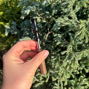 แท่งสูดดมแบบไร้ควันสำหรับเลิกบุหรี่ กลิ่นหอมตามสั่ง ปราศจากนิโคติน พร้อมไส้กรองแบบกำหนดเองได้ - Product Image 4