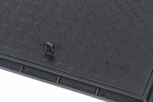 Cubierta de alcantarilla de PVC 24x24 Tapa de cámara de plástico negro cuadrado Carga de 1,5 toneladas para drenaje y uso de acceso - Product Image 3