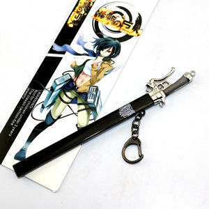 17cm Anime Attack on Titan Scout Regiment cuchillo espada llaveros Eren Jaeger arma llavero de Metal - Product Image 3