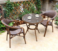 Mobilier d'extérieur, ensemble table à manger et chaises en rotin, table et chaises de loisirs, petite table basse pour balcon et plage, chaise à dossier