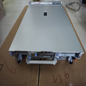 เซิร์ฟเวอร์แบบติดตั้งบนแร็ค New PowerEdge R760 2U พร้อม CPU Xeon Gold การ์ด H755 รองรับการจำลองระบบ (Virtualization) และการจัดเก็บข้อมูลบนคลาวด์ พร้อมโปรเซสเซอร์ Xeon Gold - Product Image 3