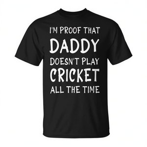 Camiseta de cricket para niños: Soy prueba de que papá no juega al cricket todo el tiempo - Product Image 2