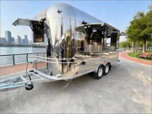 Cape Malay Durban Curry Truck Guisado lento de cordero y albaricoque, arroz amarillo aromático con pasas, servido con sambal y sambal de coco - Product Image 1