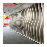 Panneaux muraux courbes cannelés modernes en aluminium, prix usine, panneau mural 3D à lamelles, ignifuge et étanche