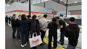 Offre Spéciale : <span class=keywords><strong>Imprimante</strong></span> <span class=keywords><strong>3D</strong></span> FDM Haute Vitesse avec Nivellement Automatique et Haute Précision, Idéale pour les Ateliers <span class=keywords><strong>d</strong></span>'Impression et l'Utilisation en Usine - Product Image 4