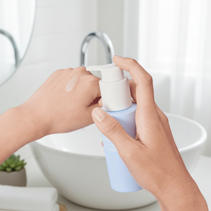 Glutanex Glow Therapy Gel To Foam Cleanser, limpiador suave y ligero que da brillo, calmante, rejuvenecedor, limpiador de poros, relajante y delicado. - Product Image 3