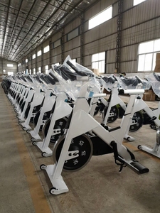 Bicicleta de Ejercicio para Gimnasio en Casa, Equipo de Fitness para Entrenamiento Cardiovascular y de Cuerpo Completo, de Alta Calidad y Fabricación Personalizada - Product Image 5