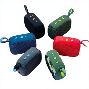 Subwoofer Portátil Inalámbrico GO4 5.3 RGB LED IPX4 Resistente al Agua para Exteriores, Control por Voz, Compatible con Tarjeta de Memoria, Sonido de Alta Calidad, Batería - Product Image 2