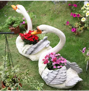 Pot Bunga Binatang Lucu Resin Dekorasi Luar Ruangan, Pot Bunga Angsa Putih untuk Dekorasi Taman
