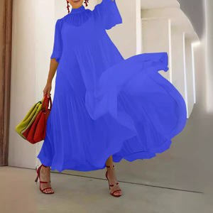 เดรสยาวแขนสั้นผ้าชีฟองสำหรับผู้หญิง ดีไซน์ต่อผ้าแบบใหม่ พร้อมสายคล้องคอสุดแฟชั่น - Product Image 4