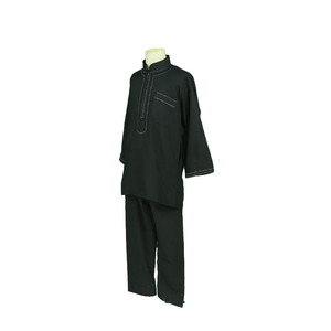 Conjunto de 2 Piezas de Ropa para Niño de Color Negro con Pantalón, Thobe Musulmán de Manga Larga con Cierre Frontal, Jubba - Product Image 5