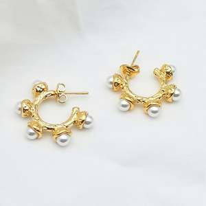 Boucles d'oreilles en perles à la mode, boucles d'oreilles galvanisées en acier inoxydable, boucles d'oreilles personnalisées pour femmes, boucles d'oreilles populaires - Product Image 1