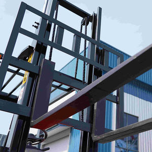 Электрический вилочный погрузчик Mingsheng с быстрой доставкой, грузоподъемность 1-<span class=keywords><strong>5</strong></span> тонн, полный привод, 3 года гарантии, литиевая батарея, гидравлический погрузчик - Product Image 5