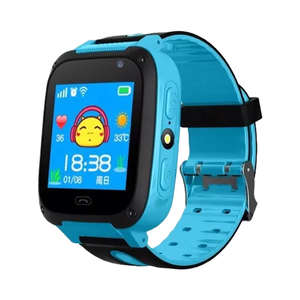 Montre connectée anti-perte Q9 pour enfants, tracker LBS, appel SOS, suivi d'activité, cadeau pour enfants, écran TFT carré, bracelet en caoutchouc, compatible Android - Product Image 3