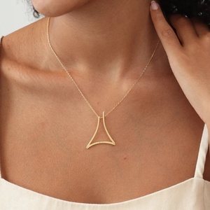 Ciondolo personalizzato con anello triangolare collana inciso nome promessa triangolo regalo personalizzato per lei - Product Image 2
