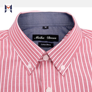 Camicie a righe personalizzate da uomo a maniche lunghe con <span class=keywords><strong>colletto</strong></span> rivolto verso il basso e abbottonatura a bottone singolo e polsino rotondo per l'autunno - Product Image 2