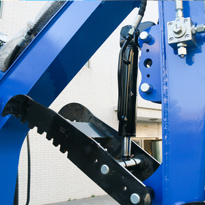 รถขุดขนาดเล็ก Kubota พร้อมใบมีดบลัดโดเซอร์ น้ำหนัก 2000 กก. รถขุดสวนขนาดเล็ก รถขุดขนาดเล็กกะทัดรัด จัดส่งฟรี - Product Image 4