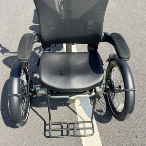 Triciclo Eléctrico de Carrocería Abierta, 25KM/H, Marco de Aleación, 48v 15ah 250w, Motor de Tracción Media, Uso para Pasajeros, 9 Velocidades - Product Image 2