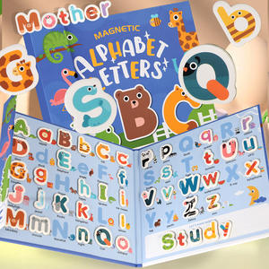 Libro de educación temprana <span class=keywords><strong>para</strong></span> niños 26 letras mayúsculas <span class=keywords><strong>en</strong></span> inglés tarjeta magnética práctica a juego juguetes educativos ortografía juego de palabras - Product Image 1