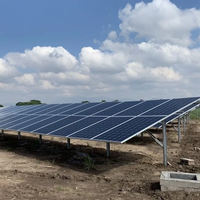 Supports de fondation pour poteaux solaires SunRack SFS-GM-04 en acier galvanisé et aluminium, sur mesure, avec conception conforme à la norme BS 6399-2-1997