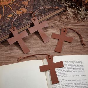 Wholesale PU Leather Bible Cross <b>Bookmarks</b> Soft Blank Book Marks Decorative Page Marker for Bibles Prayer Books Church <b>Gifts</b> - Product Image 2