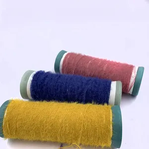 Bon prix 100% fil de cheveux de vison de polyester fil de plume de fantaisie pour le tricotage