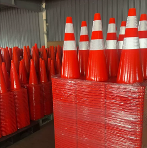 Bán Buôn Giao Thông An Toàn Đường Bộ <span class=keywords><strong>Cone</strong></span> 900Mm Cơ Sở Màu Đen PVC Cam Giao Thông <span class=keywords><strong>Cone</strong></span> Với Phản Quang - Product Image 6