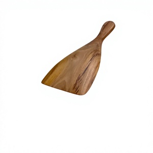 Espátula y volteador de madera natural de 30 ml, ecológicos y duraderos para uso en el hogar, restaurantes, bodas y fiestas. - Product Image 1