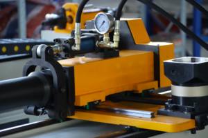 Металлическая нержавеющая сталь электрическая Cnc Nc Гидравлическая медная квадратная труба и трубогибочная машина - Product Image 5