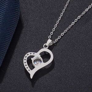 S925 चांदी-प्लेटेड प्लैटिनम दिल पेलेंट के साथ चांदी-प्लेटेड प्लैटिनम दिल पेलेंट सगाई - Product Image 2