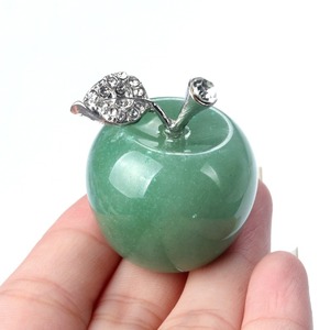 Estatua de Manzana de Piedra Natural de 30 mm, Cristal Curativo, Figura Decorativa, Piedra de Bolsillo, Artesanía de Frutas, Adorno para el Hogar, Decoración de Bodas - Product Image 1