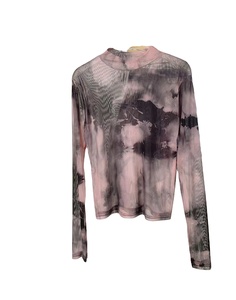 Chemisier <span class=keywords><strong>en</strong></span> maille tie-dye <span class=keywords><strong>rose</strong></span> et gris doux et épicé pour femme avec protection solaire <span class=keywords><strong>en</strong></span> <span class=keywords><strong>soie</strong></span> glacée transparente - Product Image 1