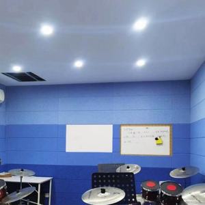 ينتج المصنع صفائح ماصة للصوت عالية الجودة قابلة للتخصيص من ألياف البوليستر لمحطات التلفزيون وقاعات الحفلات الموسيقية - Product Image 5