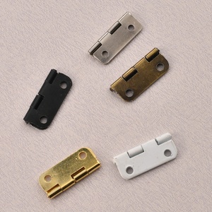 Caja de regalo de madera exquisita hecha a mano 25*19mm nuevo estilo chino embalaje de hierro de estaño con bisagra pequeña para dormitorio o Villa - Product Image 4