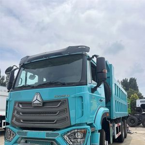รถบรรทุกซิโนทรัค ฮาวเวอร์ 6x4 ดีเซล 10 ล้อ 351-450 แรงม้า ความจุ 31-40 ตัน พวงมาลัยซ้าย ยูโร 5 สำหรับงานหนัก ขนส่งวิศวกรรม - Product Image 3