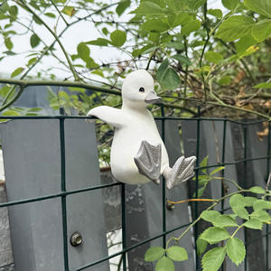 Nueva Figura Decorativa de Pato Blanco Colgante de Resina Epoxi, Ecológica, Religiosa y de Estilo Hada, para Adorno de Valla de Patio - Product Image 2