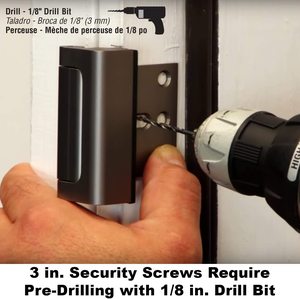 Cerradura de Seguridad para Puerta de Aluminio Plateada con Refuerzo y Tope de 3 Pulgadas, Soporta 800 Libras para Puertas Abatibles Hacia Adentro - Product Image 3