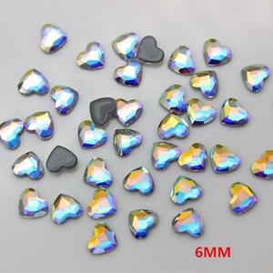 Vente directe d'usine 5X8mm Cristal AB Goutte d'eau Strass thermocollant Pierre de cristal thermocollante <span class=keywords><strong>en</strong></span> <span class=keywords><strong>vrac</strong></span> Imitation cristal pour robe de mariée - Product Image 4